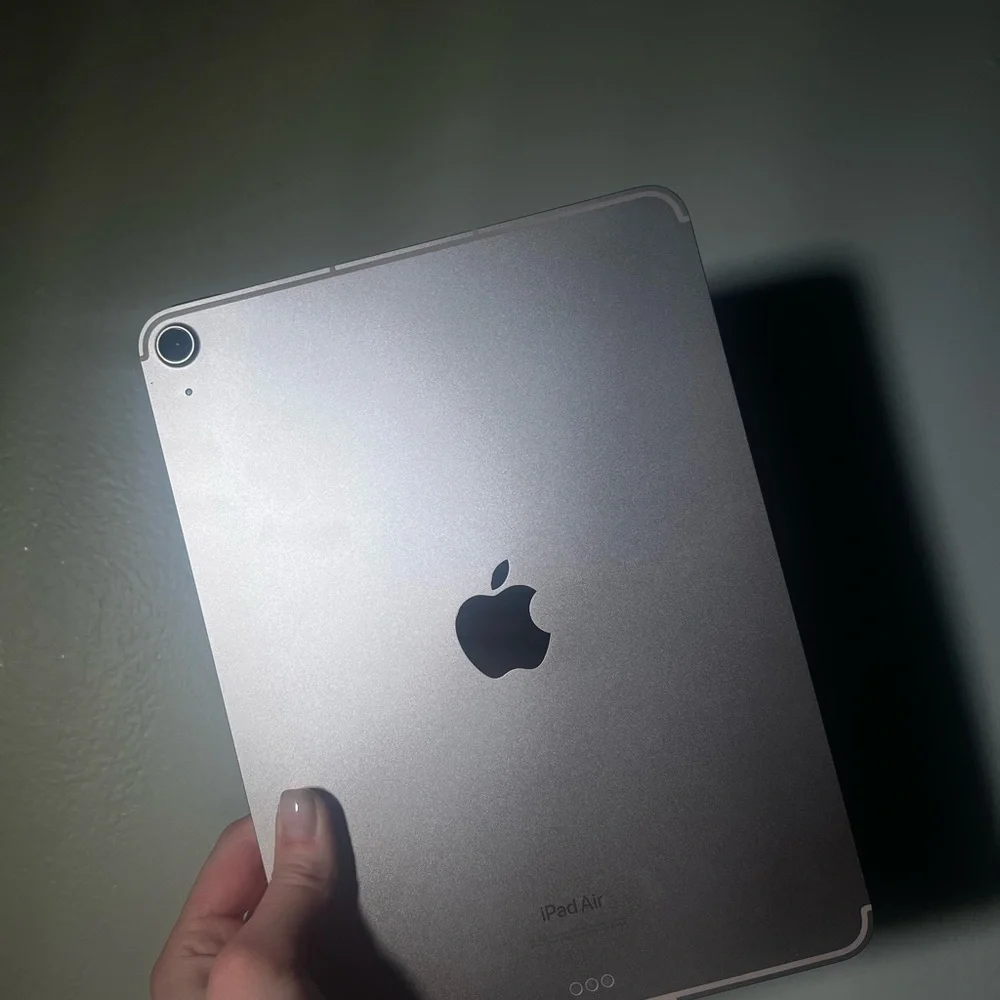 Apple iPad with FREE Apple Pencil